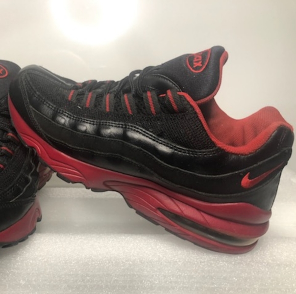 💎💎 Rare OG Airmax 95 👟 Hard To Find Colorway 🔴⚫ Size 6 Women•Gently Enjoyed - Picture 6 of 8